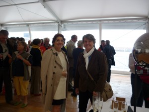 Bernadette MALGORN et Agnès LE BRUN lors de l'inauguration du village de la course